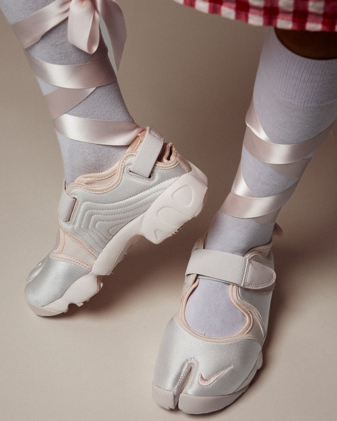 Mẫu giày bệt nhỏ xinh đang làm chủ một cuộc chơi lớn của làng footwear 2025!- Ảnh 55.