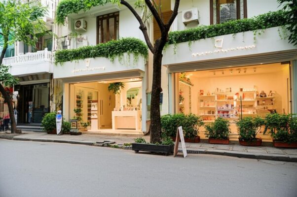 Tay Ho beauty boutique for chính hãng mỹ phẩm.
