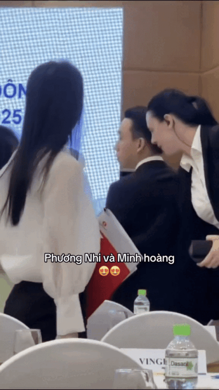 Viral khoảnh khắc Phương Nhi bên chồng thiếu gia, netizen bỗng nhớ về 1 item huyền thoại 1 Viral khoảnh khắc Phương Nhi bên chồng thiếu gia, netizen bỗng nhớ về 1 item huyền thoại