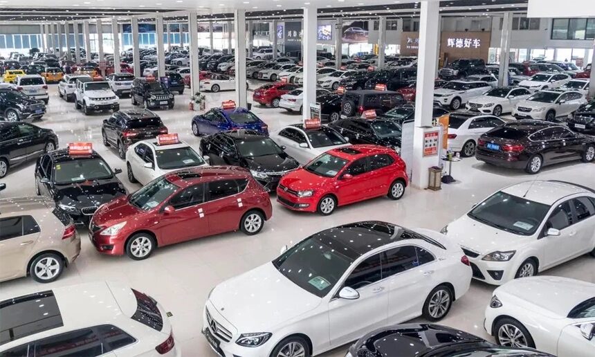 Chiêu "biến xe mới thành cũ" để đẩy ôtô tồn kho 1 Chiêu "biến xe mới thành cũ" để đẩy ôtô tồn kho