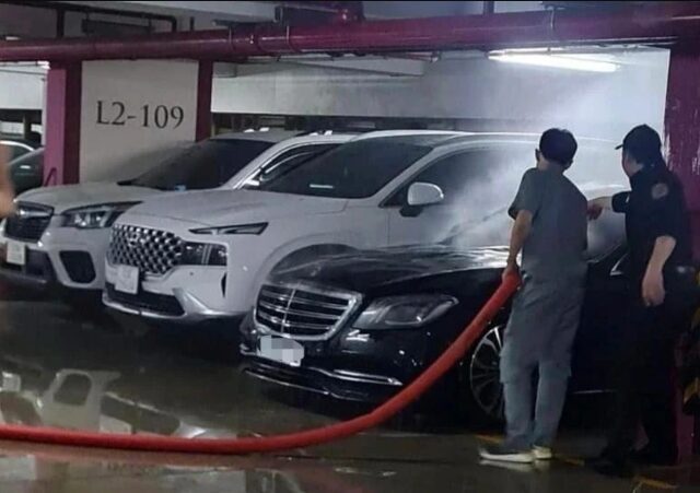 Hé lộ lý do thực sự khiến ca sĩ Duy Mạnh rút đơn kiện Mercedes-Benz Việt Nam vụ xe bị cháy 1 Hé lộ lý do thực sự khiến ca sĩ Duy Mạnh rút đơn kiện Mercedes-Benz Việt Nam vụ xe bị cháy he lo ly do thuc su khien ca si duy manh rut don kien mercedes benz viet nam vu xe bi chay