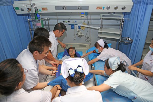 Người đàn ông không uống rượu nhưng chết vì suy gan, bác sĩ thở dài: Ăn 4 món này mỗi ngày thì "gan thép" cũng hỏng! 1 Người đàn ông không uống rượu nhưng chết vì suy gan, bác sĩ thở dài: Ăn 4 món này mỗi ngày thì "gan thép" cũng hỏng!