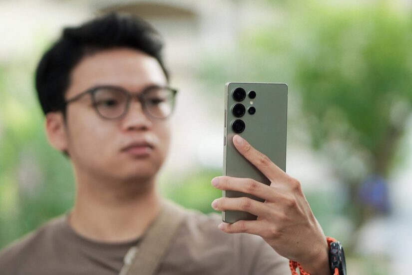 Người trẻ nói gì về “cánh tay đắc lực AI” Galaxy S25 series sau 3 tháng trải nghiệm? 3 Người trẻ nói gì về “cánh tay đắc lực AI” Galaxy S25 series sau 3 tháng trải nghiệm?