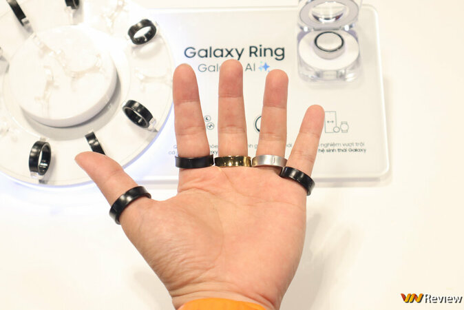Trên tay Samsung Galaxy Ring tại Việt Nam: Chiếc nhẫn thông minh đầy tiềm năng trong hệ sinh thái Galaxy 1 Trên tay Samsung Galaxy Ring tại Việt Nam: Chiếc nhẫn thông minh đầy tiềm năng trong hệ sinh thái Galaxy tren tay samsung galaxy ring tai viet nam chiec nhan thong minh day tiem nang trong he sinh thai