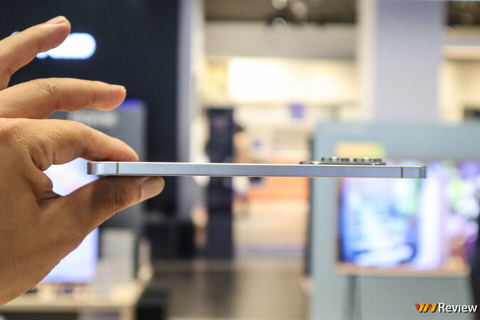 Từ S25 Edge nhìn lại một thời các "ông lớn smartphone" chạy đua độ mỏng: Nhớ về vivo X5 Max, OPPO R5, Wiko Highway Pure đến Galaxy A8 1 Từ S25 Edge nhìn lại một thời các "ông lớn smartphone" chạy đua độ mỏng: Nhớ về vivo X5 Max, OPPO R5, Wiko Highway Pure đến Galaxy A8 tu s25 edge nhin lai mot thoi cac ong lon smartphone chay dua do mong nho ve vivo x5 max oppo r5 wiko highway pure den galaxy a8