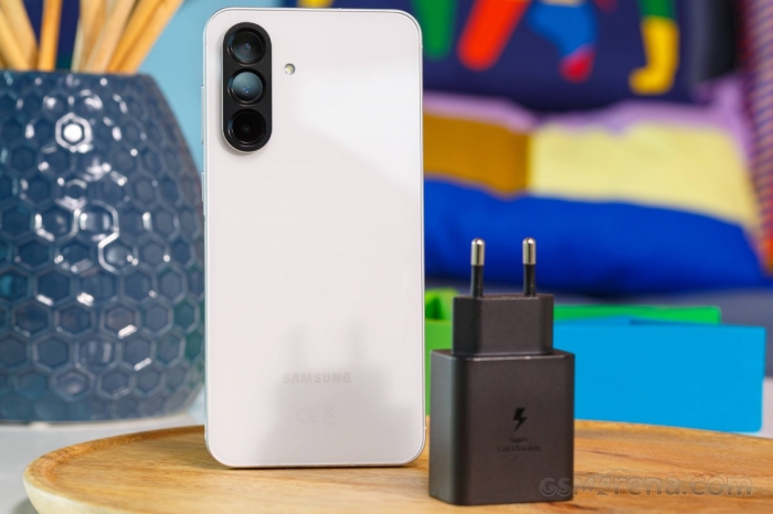 Tin công nghệ tối 19/6: Galaxy A56 5G giảm sâu, Redmi Note 13 Pro 5G xả kho, Redmi 13 siêu rẻ, OPPO Find X8 hấp dẫn 1 Tin công nghệ tối 19/6: Galaxy A56 5G giảm sâu, Redmi Note 13 Pro 5G xả kho, Redmi 13 siêu rẻ, OPPO Find X8 hấp dẫn