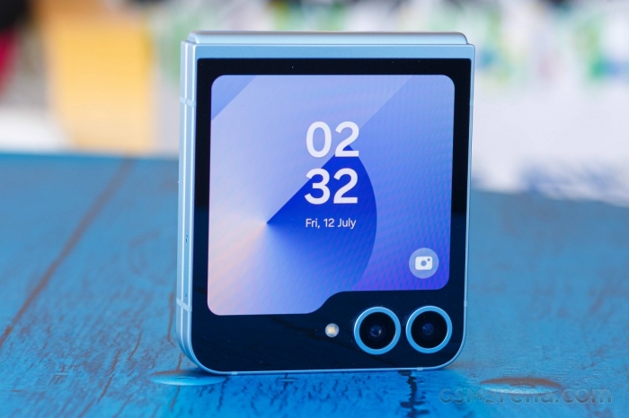 Galaxy Z Flip6 giảm sâu chục triệu, giá rẻ xả kho dọn đường cho Galaxy Z Flip7 25 Galaxy Z Flip6 giảm sâu chục triệu, giá rẻ xả kho dọn đường cho Galaxy Z Flip7
