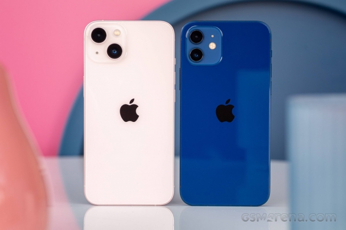 Giá đập hộp iPhone 13 fullbox chỉ còn hơn 11 triệu, iPhone giá rẻ tính năng xịn đáng mua nhất hiện nay 1 Giá đập hộp iPhone 13 fullbox chỉ còn hơn 11 triệu, iPhone giá rẻ tính năng xịn đáng mua nhất hiện nay