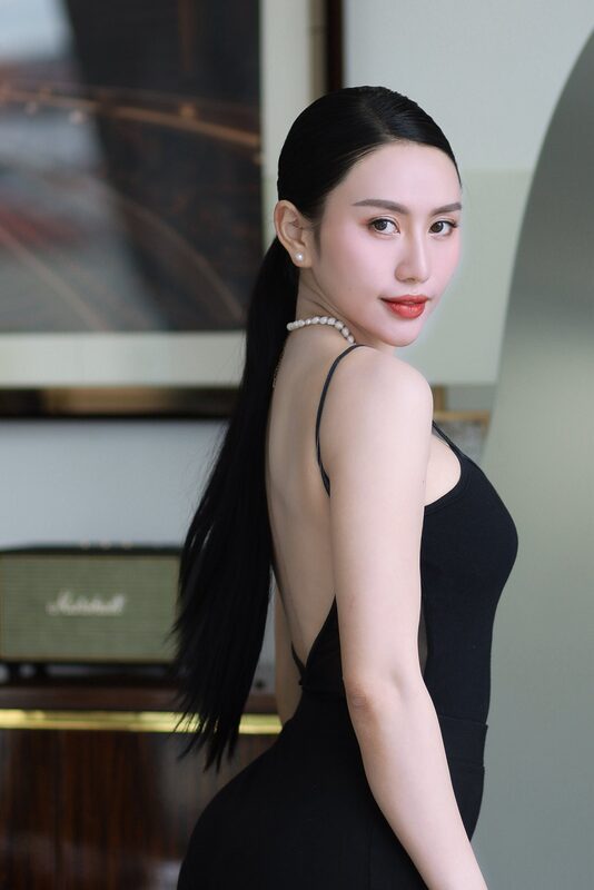 Làm 2 việc đều đặn suốt 5 năm, nữ PT dáng thon da ngập collagen khẳng định: Phụ nữ sau 30, mọi thứ mới chỉ bắt đầu lam 2 viec deu dan suot 5 nam nu pt dang thon da ngap collagen khang dinh phu nu sau 30 moi thu moi chi bat dau