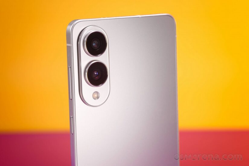 Rò rỉ chi tiết về bộ camera dòng flagship Galaxy S26, khai tử phiên bản Plus 1 Rò rỉ chi tiết về bộ camera dòng flagship Galaxy S26, khai tử phiên bản Plus