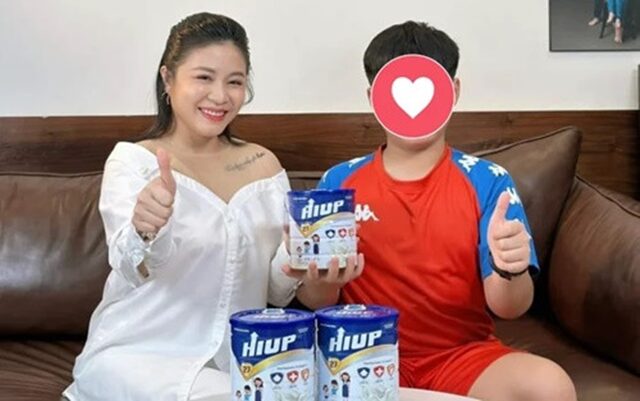 Thái độ gây phẫn nộ của MC Hoàng Linh sau khi bị xử phạt cực nặng vì quảng cáo sữa giả 1 Thái độ gây phẫn nộ của MC Hoàng Linh sau khi bị xử phạt cực nặng vì quảng cáo sữa giả