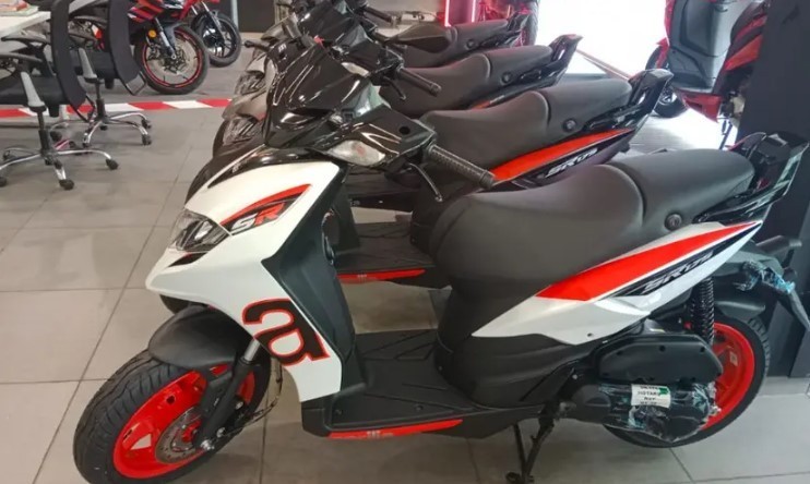 Tin xe 16/7: ‘Cơn ác mộng’ của Honda SH ra mắt giá 38 triệu đồng rẻ như Vision, có ABS và màn TFT