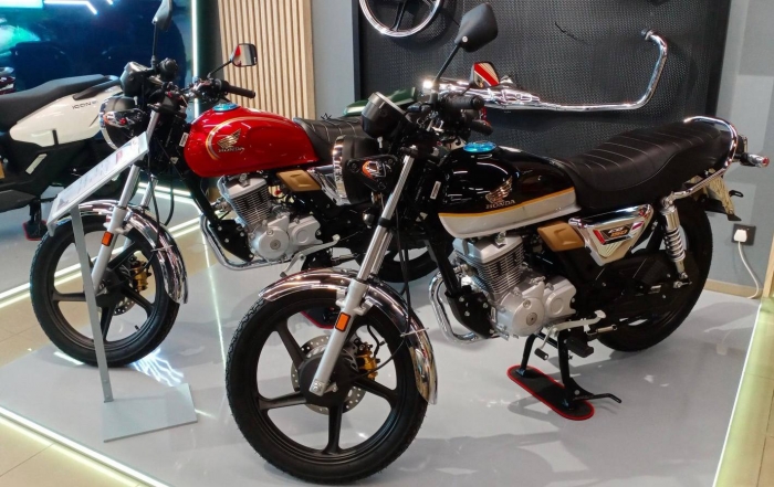 Tin xe máy 29/7: Honda ra mắt ‘vua côn tay’ 150cc mới giá 37,5 triệu đồng, hạ đo ván Yamaha Exciter 1 Tin xe máy 29/7: Honda ra mắt ‘vua côn tay’ 150cc mới giá 37,5 triệu đồng, hạ đo ván Yamaha Exciter