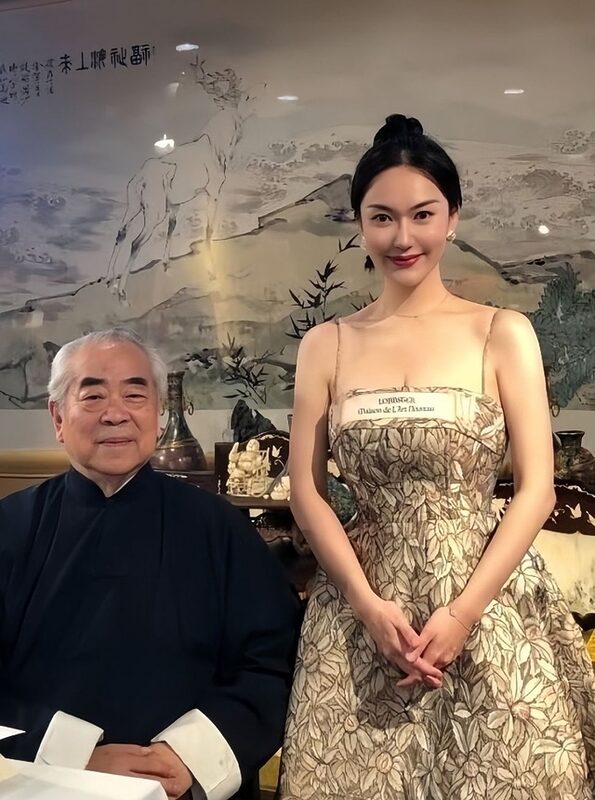 Con gái danh họa 87 tuổi tiết lộ thông tin chấn động, nghi cha bị vợ kém 50 tuổi thủ tiêu, 'cuỗm' 7000 tỷ con gai danh hoa 87 tuoi tiet lo thong tin chan dong nghi cha bi vo kem 50 tuoi thu tieu cuom 7000 ty