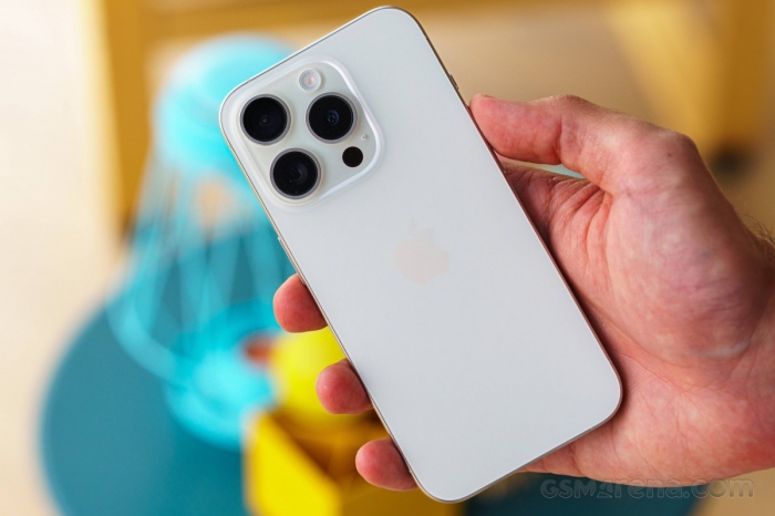 Tin công nghệ tối 18/8: iPhone 15 Pro siêu sale, Xiaomi 15 Ultra đại hạ giá, Galaxy S23 FE giảm sâu, Redmi Note 14 5G rẻ 1 Tin công nghệ tối 18/8: iPhone 15 Pro siêu sale, Xiaomi 15 Ultra đại hạ giá, Galaxy S23 FE giảm sâu, Redmi Note 14 5G rẻ